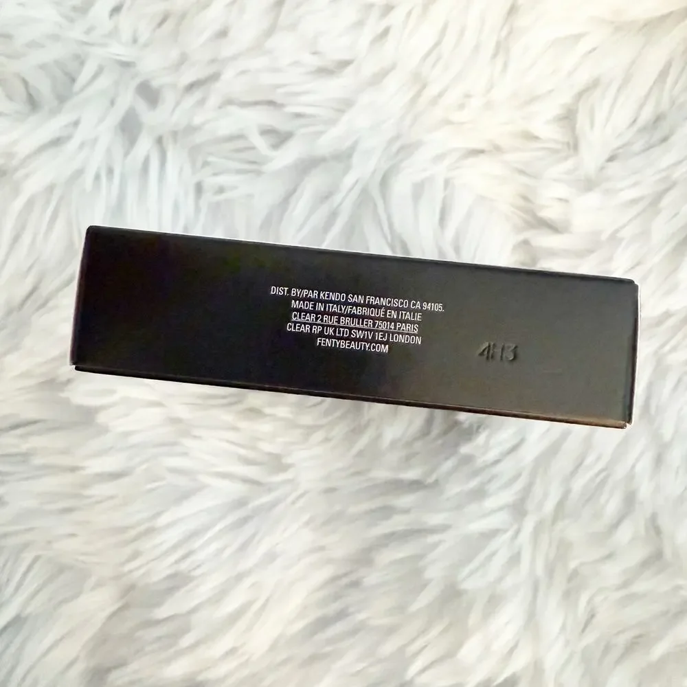 FENTY | Rhianna Cheeks Matte Suede Powder Blush | 